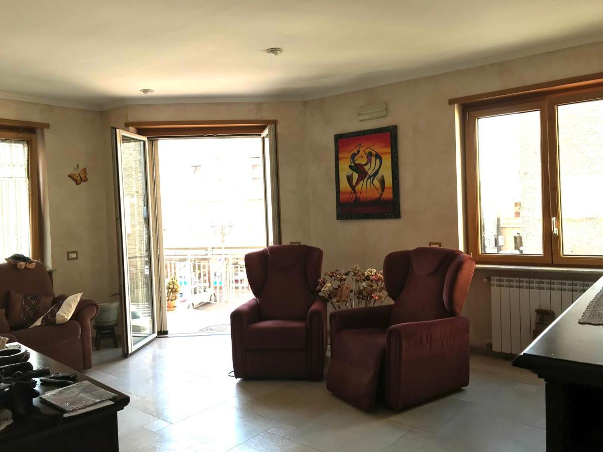 La Torre Apartment เวลเลตริ ภายนอก รูปภาพ