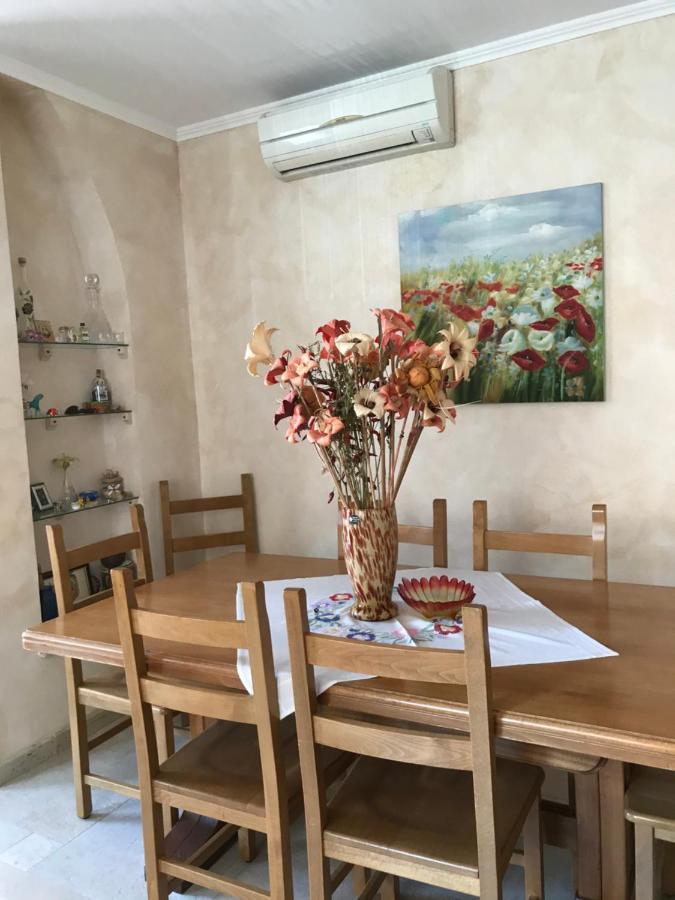 La Torre Apartment เวลเลตริ ภายนอก รูปภาพ