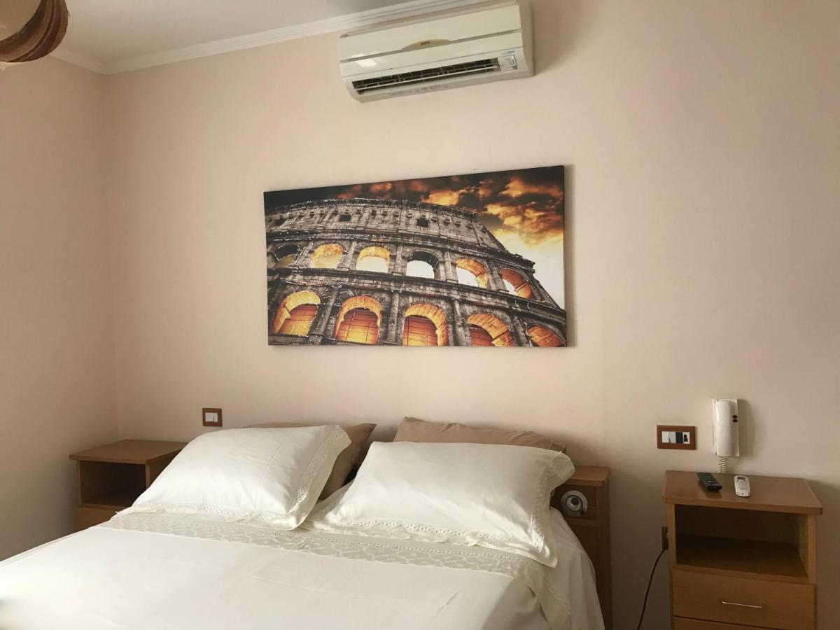 La Torre Apartment เวลเลตริ ภายนอก รูปภาพ