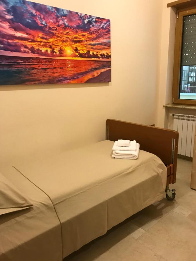 La Torre Apartment เวลเลตริ ภายนอก รูปภาพ